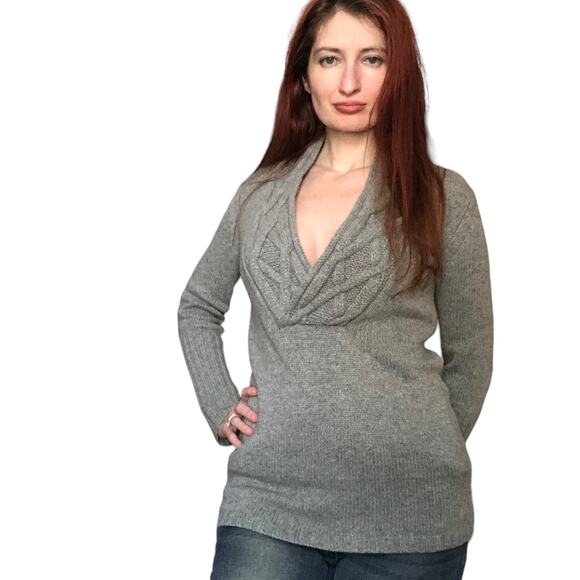 Theory Grey Cashmere V Neck Sweater with pockets Size Small - Picture 7 of 13